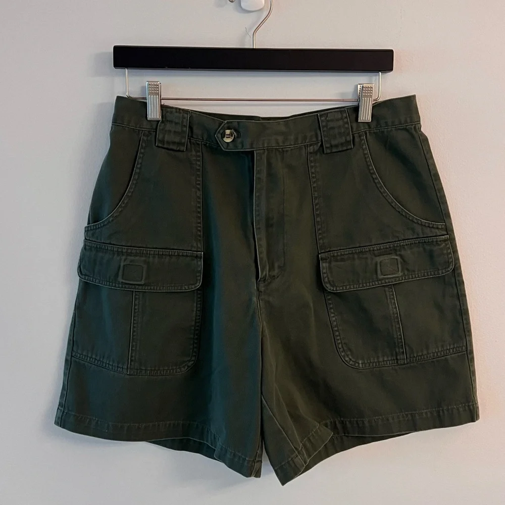 LIKE NEW DRESS BARN 100% COTTON WOMENS CARGO STYLE SHORTS SIZE 12 KHAKI GREEN - Picture 3 of 7